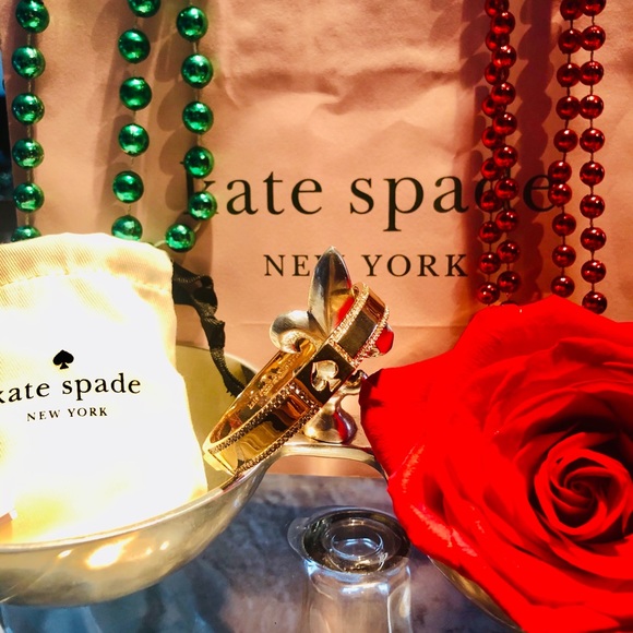 Kate Spade ♠️ New York Pave Rose 🌹 Gold Bangle - Picture 3 of 8